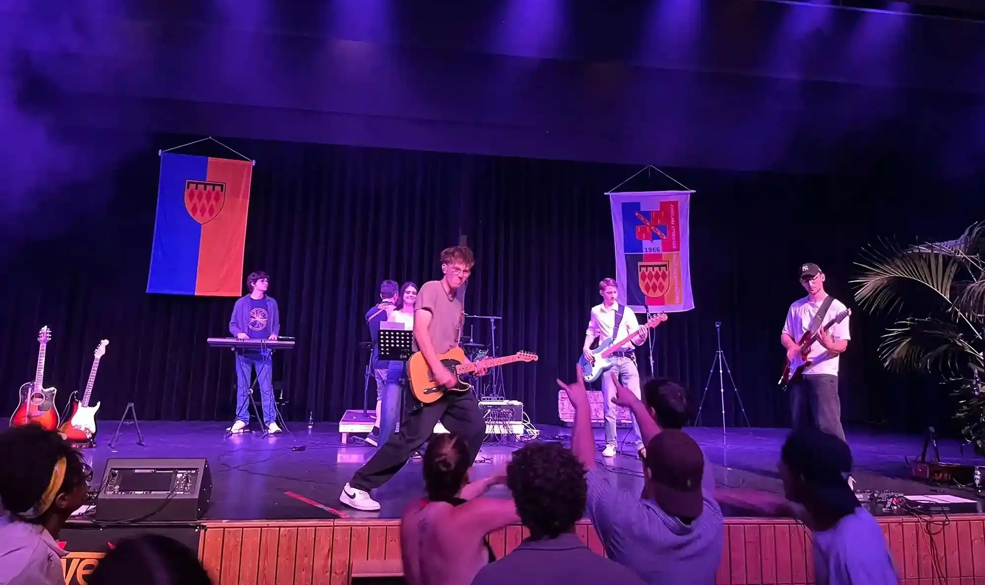 STR!VE bei einem Live-Auftritt