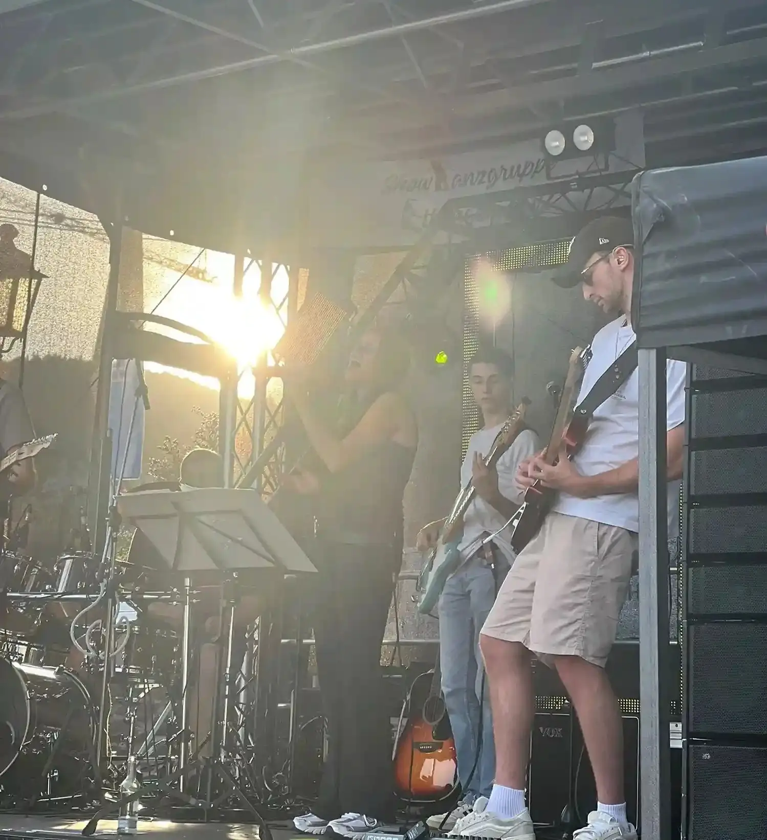 STR!VE bei einem Live-Auftritt